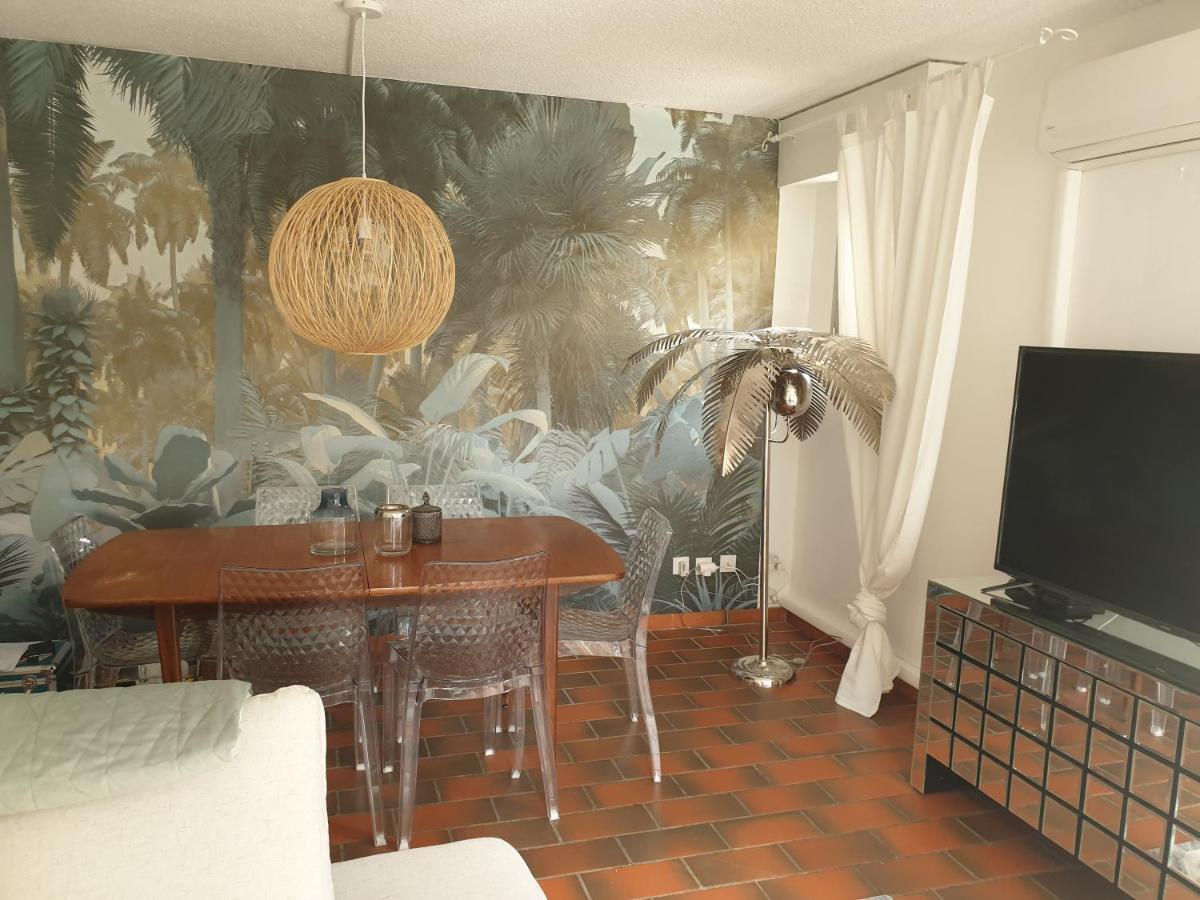 Appartement Spacieux Avec Jardin Coeur De St Tropez Saint-Tropez Exterior foto
